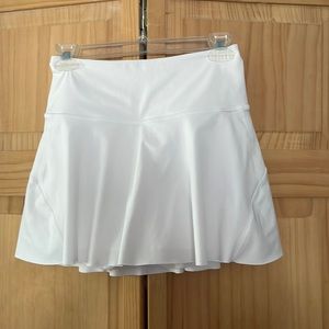 Athleta tennis skort white